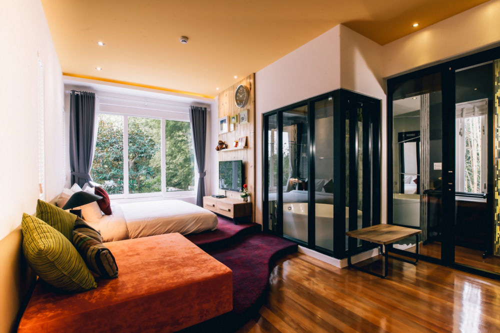 Monkey House Hotel Chiang Mai Ngoại thất bức ảnh