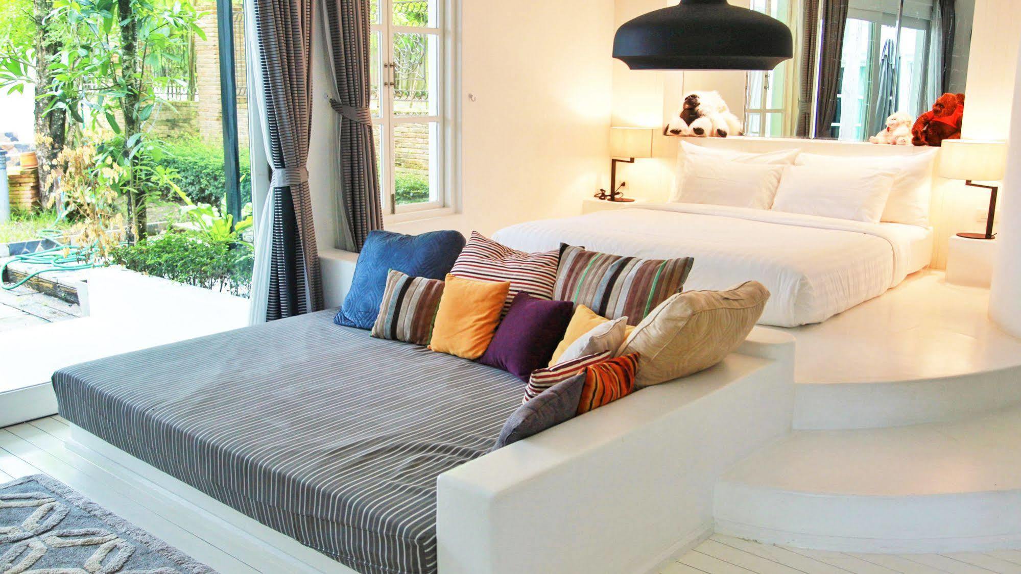 Monkey House Hotel Chiang Mai Ngoại thất bức ảnh