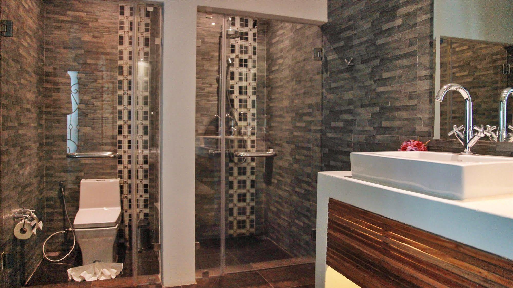 Monkey House Hotel Chiang Mai Ngoại thất bức ảnh