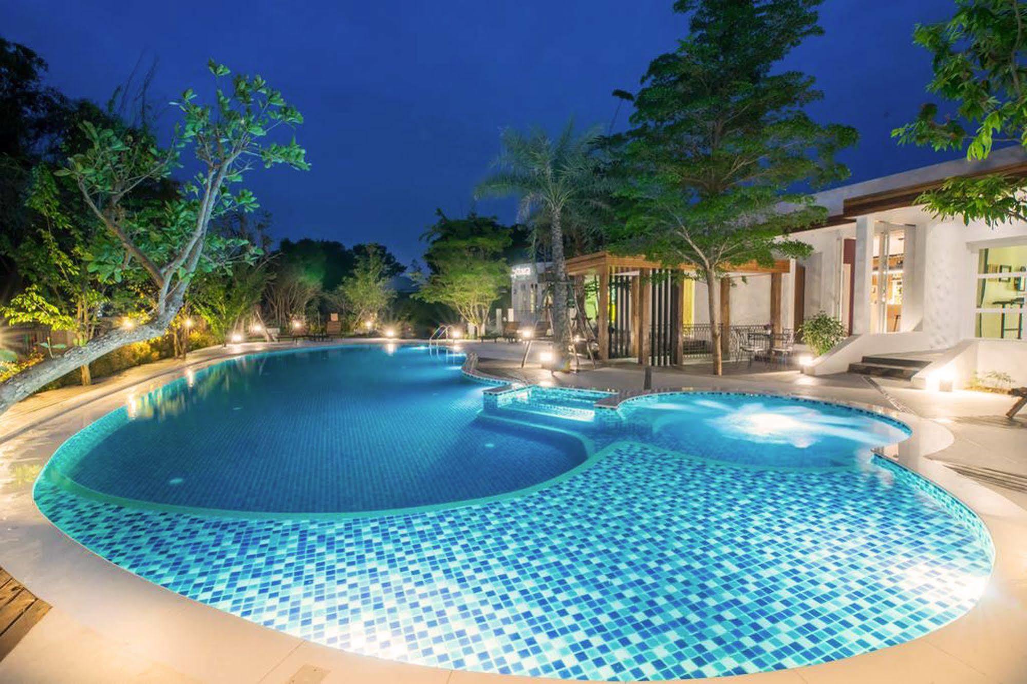 Monkey House Hotel Chiang Mai Ngoại thất bức ảnh